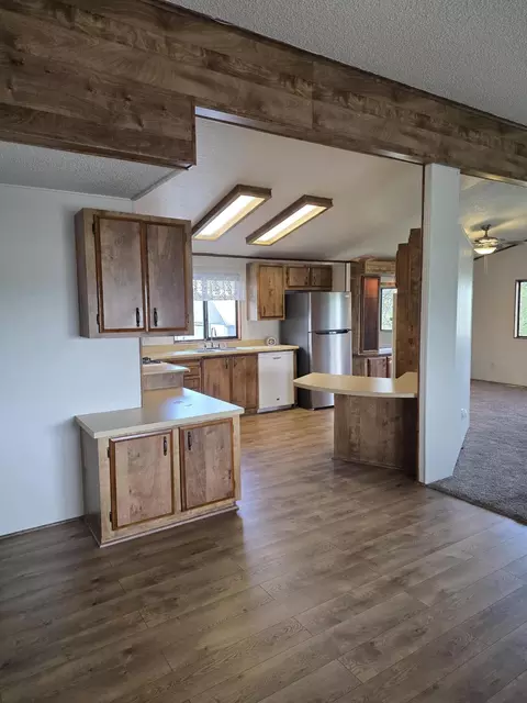 4672 Underwood Dr, Redding, CA 96003 photo 21