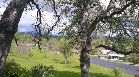 4672 Underwood Dr, Redding, CA 96003 photo 8