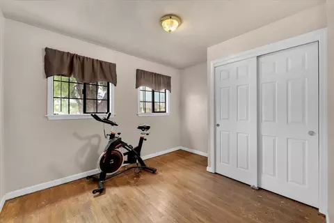 Bedroom - 920 Dumosa Dr, Red Bluff, CA 96080 photo 5 of 6