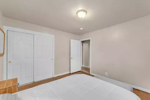 Bedroom - 920 Dumosa Dr, Red Bluff, CA 96080 photo 4 of 6
