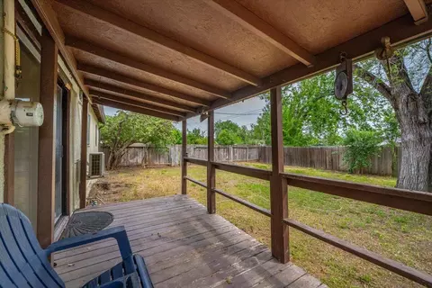 Exterior - 920 Dumosa Dr, Red Bluff, CA 96080 photo 15 of 16