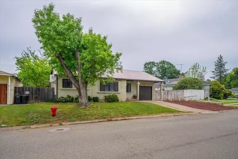 Exterior - 920 Dumosa Dr, Red Bluff, CA 96080 photo 13 of 16