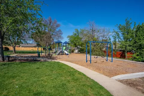 Other - 2907 Pawnee Ct, Redding, CA 96001 photo 13 of 15