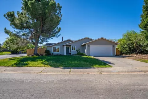 Exterior - 2907 Pawnee Ct, Redding, CA 96001 photo 20 of 24