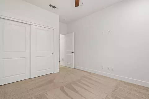 Bedroom - 1376 Fitz Pl, Redding, CA 96003 photo 1 of 1
