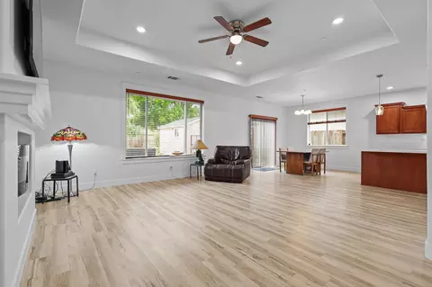 Living - 1376 Fitz Pl, Redding, CA 96003 photo 1 of 2