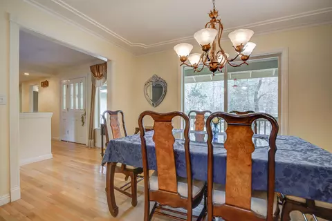 Dining - 30292 Whitmore Rd, Whitmore, CA 96096 photo 2 of 3