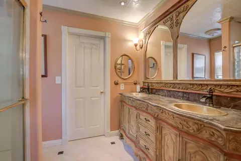 Bath - 30292 Whitmore Rd, Whitmore, CA 96096 photo 2 of 3