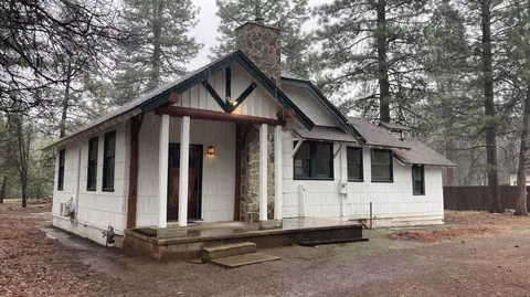 41008 Old School Rd, Fall River Mills, CA 96028