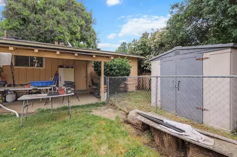 Exterior - 3414 Bardick Rd, Anderson, CA 96007 photo 4 of 11