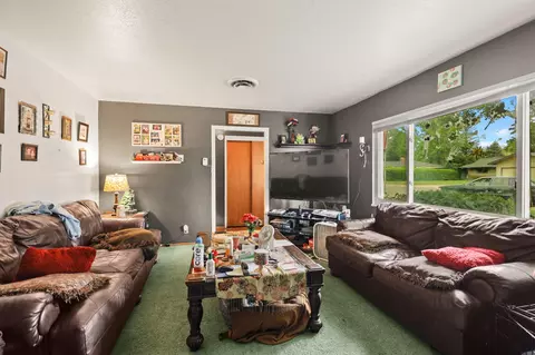 Living - 3414 Bardick Rd, Anderson, CA 96007 photo 2 of 2