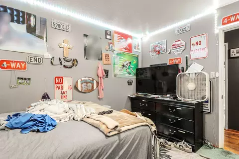 Bedroom - 3414 Bardick Rd, Anderson, CA 96007 photo 4 of 6