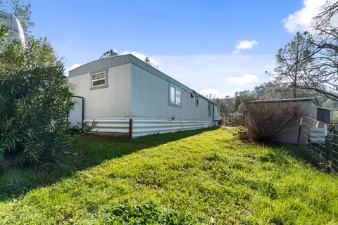 21484 Driftwood Trl, Redding, CA 96003 photo 24