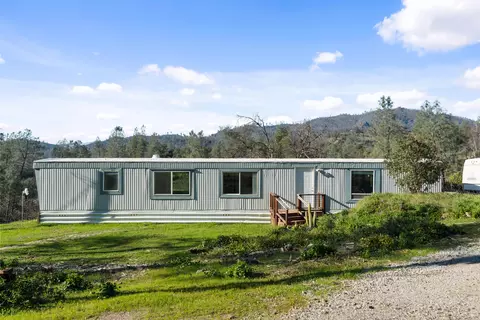 21484 Driftwood Trl, Redding, CA 96003 photo 2