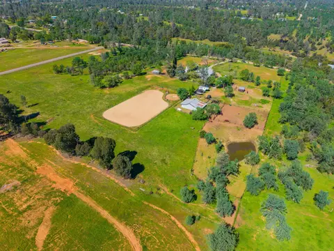 View/Area - 17837 Coyote Ln, Anderson, CA 96007 photo 3 of 4