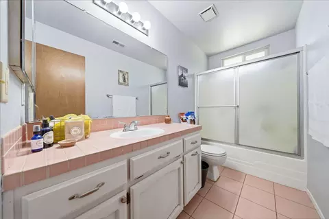 Bath - 17837 Coyote Ln, Anderson, CA 96007 photo 2 of 3