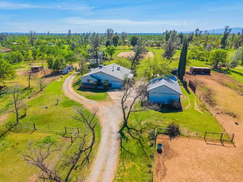View/Area - 17837 Coyote Ln, Anderson, CA 96007 photo 2 of 4