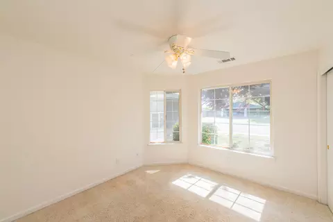 Bedroom - 188 Woodcliff Dr, Redding, CA 96003 photo 2 of 8