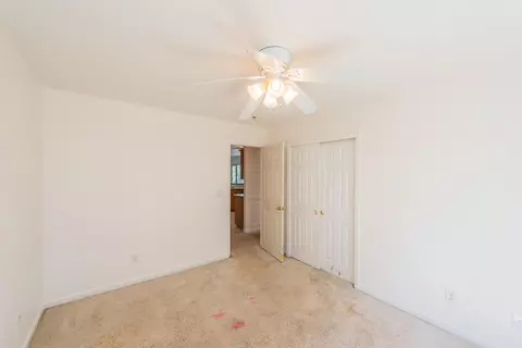 Bedroom - 188 Woodcliff Dr, Redding, CA 96003 photo 6 of 8