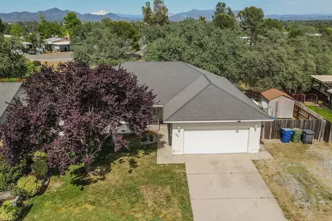 View/Area - 188 Woodcliff Dr, Redding, CA 96003 photo 1 of 4