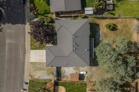 View/Area - 188 Woodcliff Dr, Redding, CA 96003 photo 3 of 4