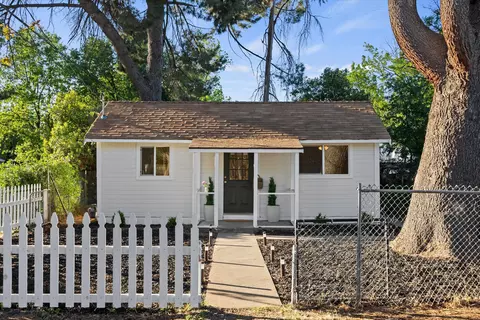 578 E 9th Ave #1/2, Chico, CA 95926