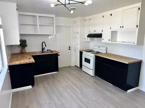 3732 Mercury Dr, Redding, CA 96002