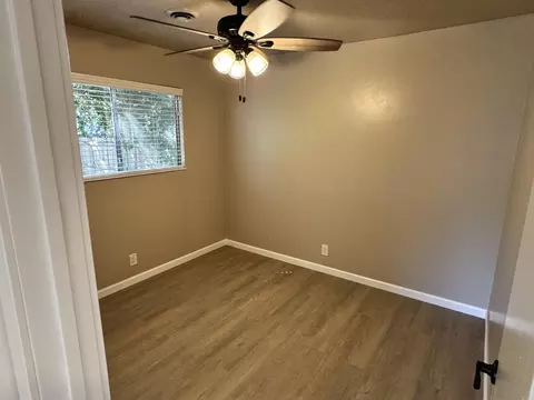 Bedroom - 3732 Mercury Dr, Redding, CA 96002 photo 2 of 3