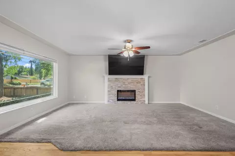 Living - 5730 E Bonnyview Rd, Redding, CA 96001 photo 4 of 4