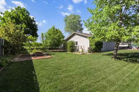 Exterior - 23290 Hogsback Rd, Red Bluff, CA 96080 photo 11 of 21