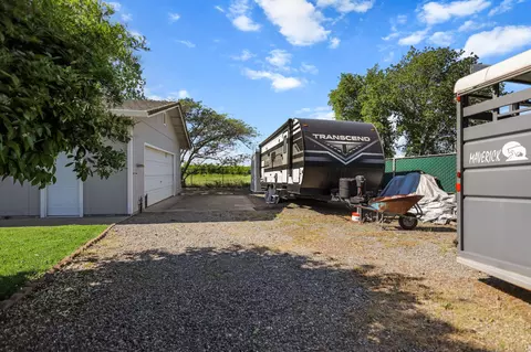 Exterior - 23290 Hogsback Rd, Red Bluff, CA 96080 photo 7 of 21