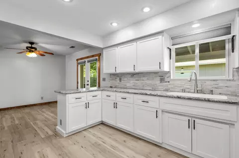 Kitchen - 23290 Hogsback Rd, Red Bluff, CA 96080 photo 2 of 4