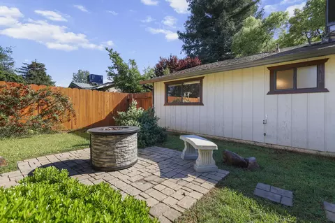 Exterior - 3778 Scorpius Way, Redding, CA 96002 photo 8 of 10