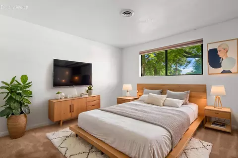 Bedroom - 3778 Scorpius Way, Redding, CA 96002 photo 4 of 9