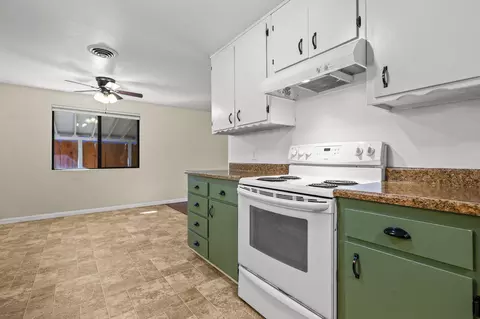 Kitchen - 3778 Scorpius Way, Redding, CA 96002 photo 3 of 3