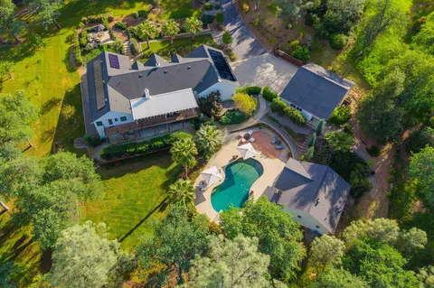 Other - 8101 Montgomery Cir, Redding, CA 96001 photo 13 of 16