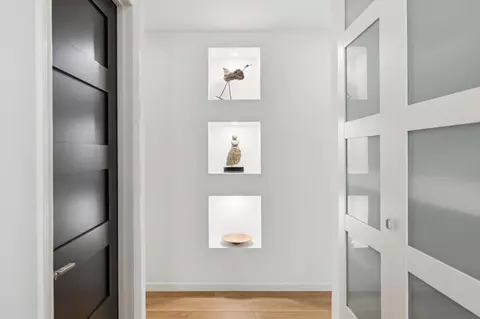 Entry Way - 8101 Montgomery Cir, Redding, CA 96001 photo 3 of 3