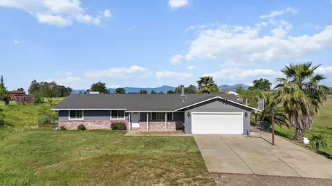3576 View Acres Dr, Cottonwood, CA 96022