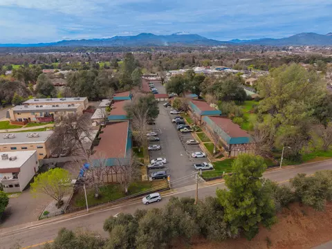 View/Area - 3140 C St, Redding, CA 96002 photo 2 of 9