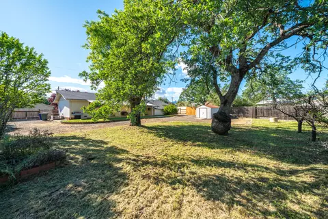 Exterior - 5802 Mountain View Dr, Redding, CA 96003 photo 7 of 16
