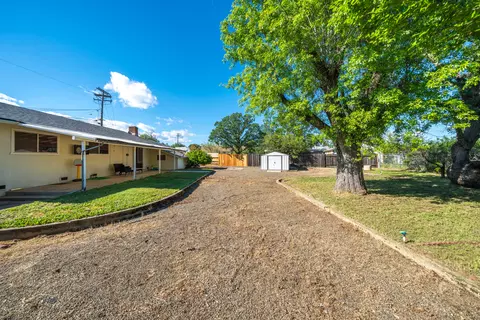 Exterior - 5802 Mountain View Dr, Redding, CA 96003 photo 5 of 16