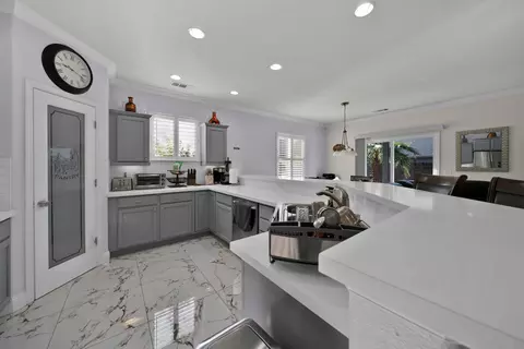 Kitchen - 1397 Empress Ln, Redding, CA 96002 photo 2 of 5