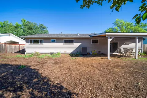 2687 Wilson Ave, Redding, CA 96002 photo 23