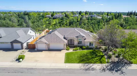 View/Area - 4039 Winter Green Ct, Redding, CA 96001 photo 1 of 3
