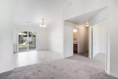 Entry Way - 2762 Citrine Ave, Redding, CA 96001 photo 1 of 2
