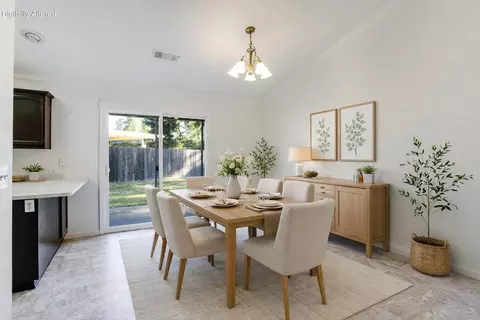 Dining - 2762 Citrine Ave, Redding, CA 96001 photo 1 of 1