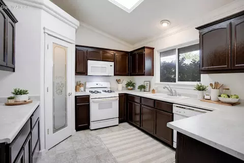 Kitchen - 2762 Citrine Ave, Redding, CA 96001 photo 1 of 4