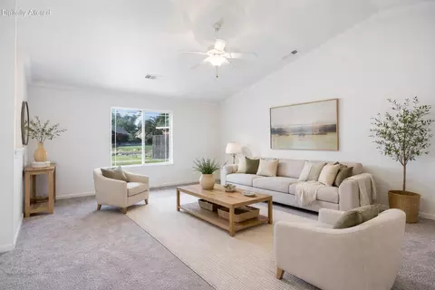 Living - 2762 Citrine Ave, Redding, CA 96001 photo 1 of 4