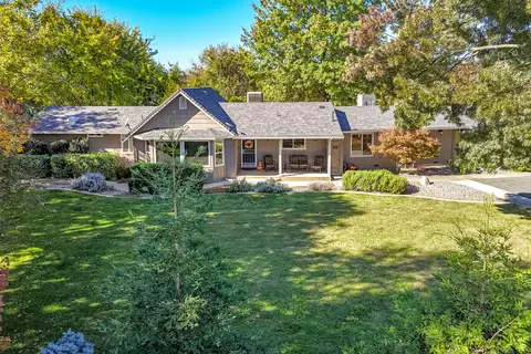 7429 Danish Ln, Redding, CA 96002