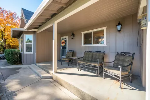 Exterior - 7429 Danish Ln, Redding, CA 96002 photo 7 of 48